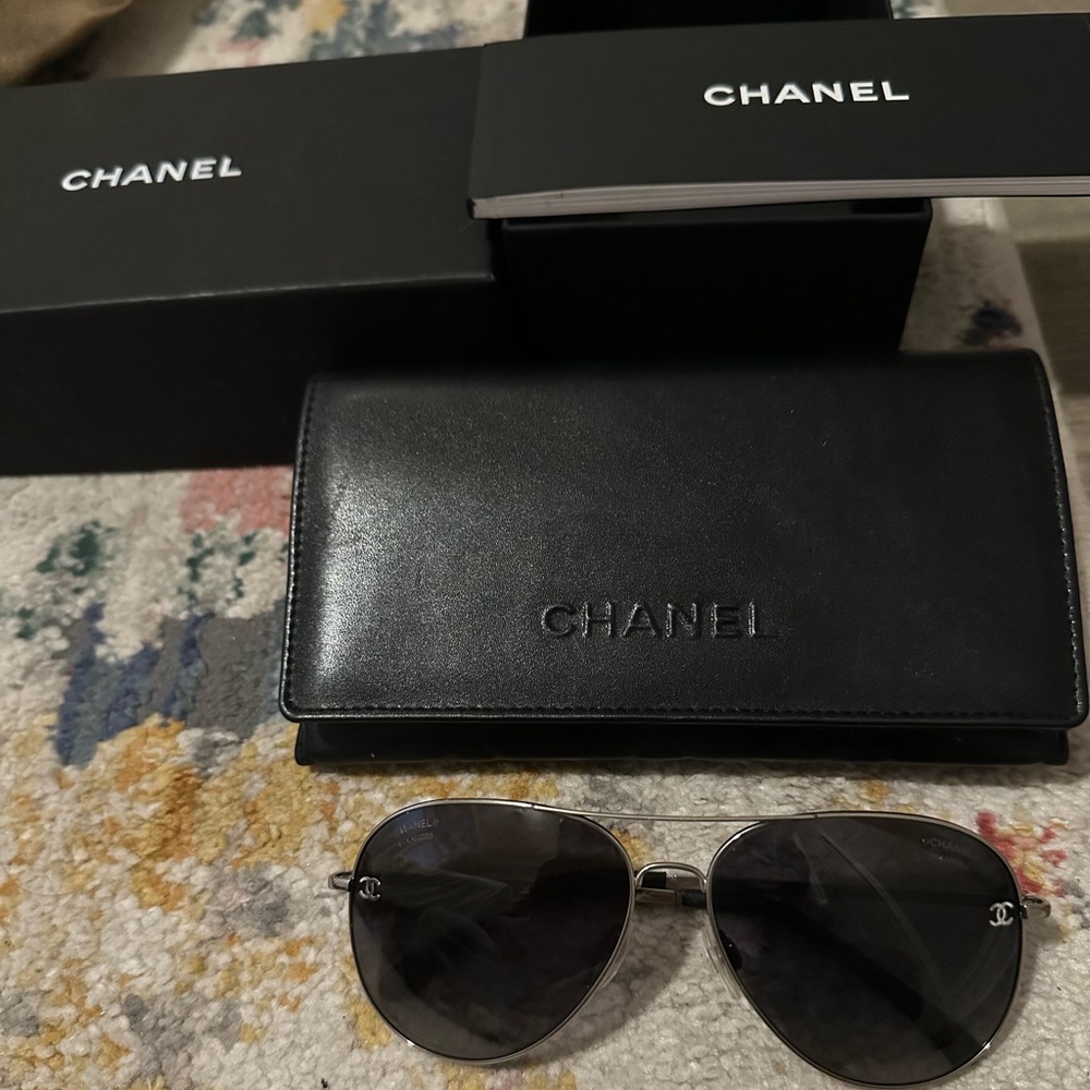 CHANEL SUNGLASSSES